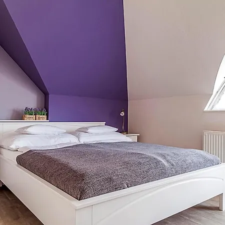 Levendula Apartment *
